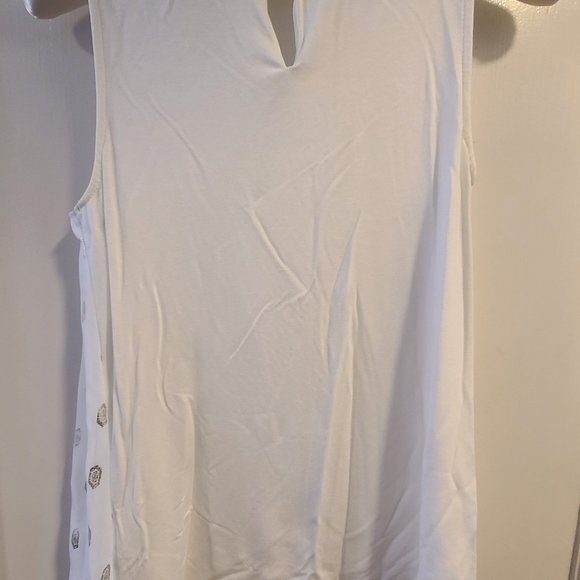 WHITE HOUSE/BLACK MARKET White Tiered Blouse w/ Gold Embellishments NWOT/XXS - Picture 3 of 11